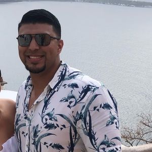 Meet your Posher, Mark